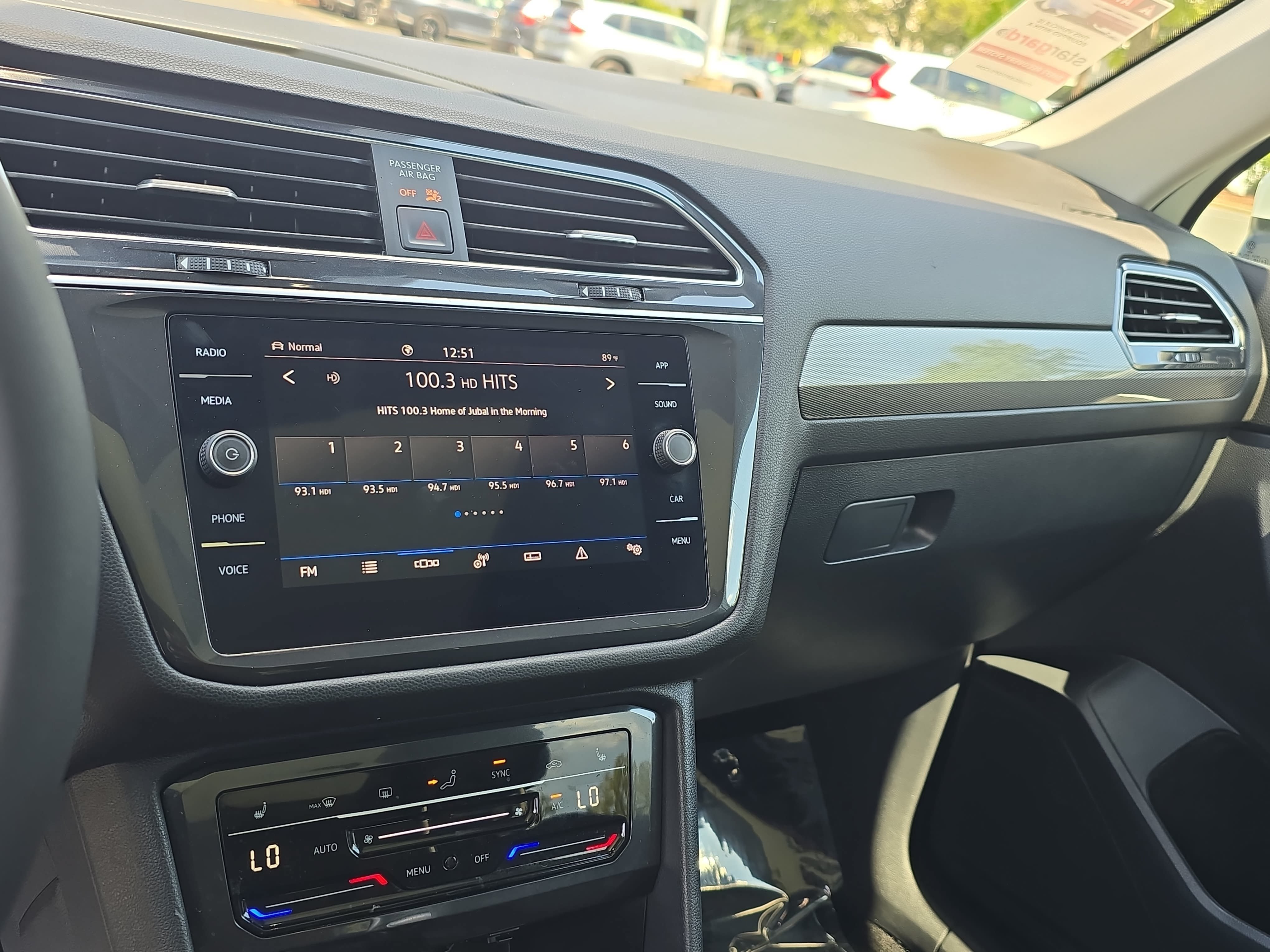 Certified 2024 Volkswagen Tiguan SE AWD/4WD image 20