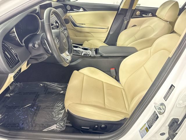 Used 2022 Kia Stinger GT-Line w/ Sun & Sound Package AWD/4WD image 4