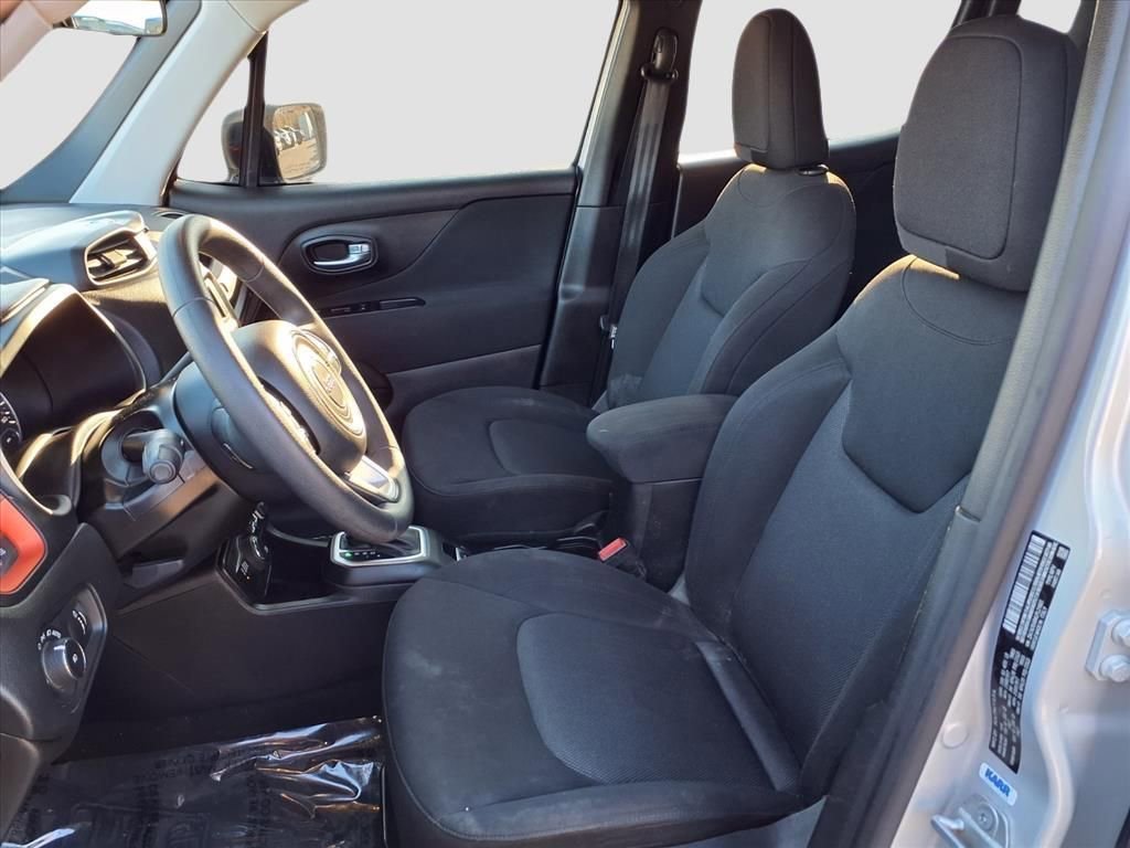 Used 2020 Jeep Renegade Sport image 27