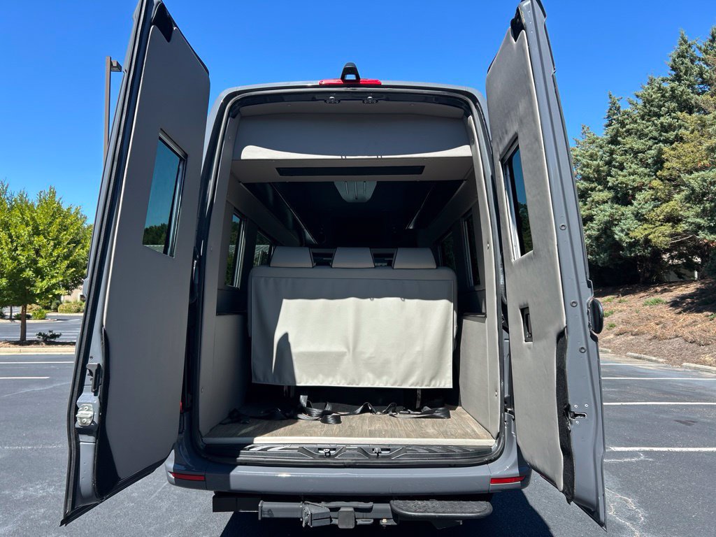Used 2022 Mercedes-Benz Sprinter 2500 image 68