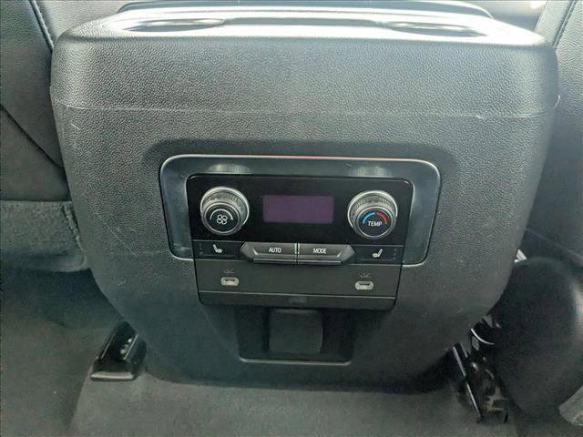 Used 2021 Chevrolet Tahoe LT w/ LT Signature Package image 18