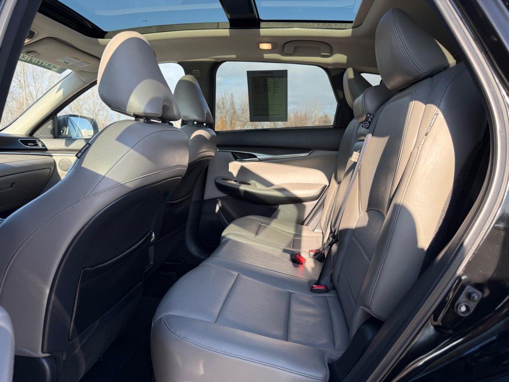 Used 2024 INFINITI QX50 Luxe image 10