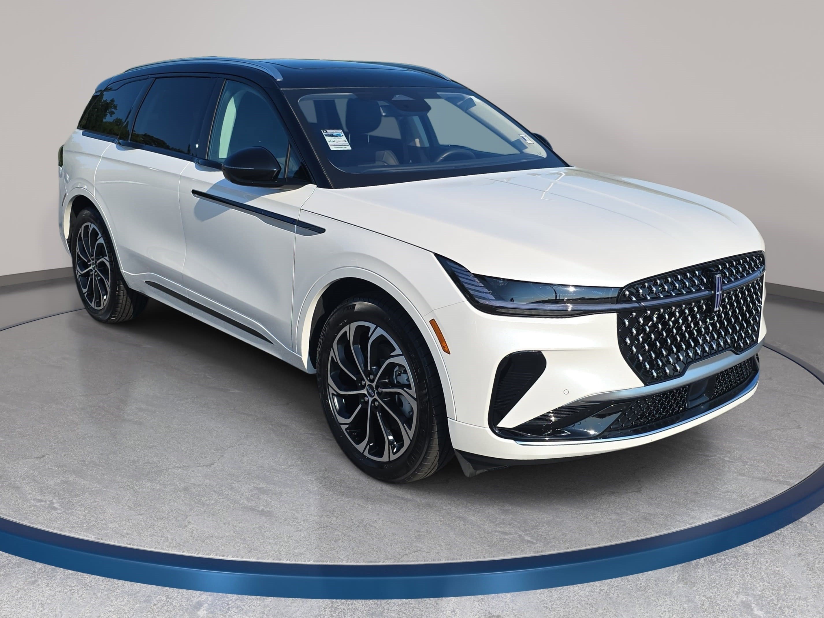 New 2026 Lincoln Nautilus Reserve AWD/4WD image 3
