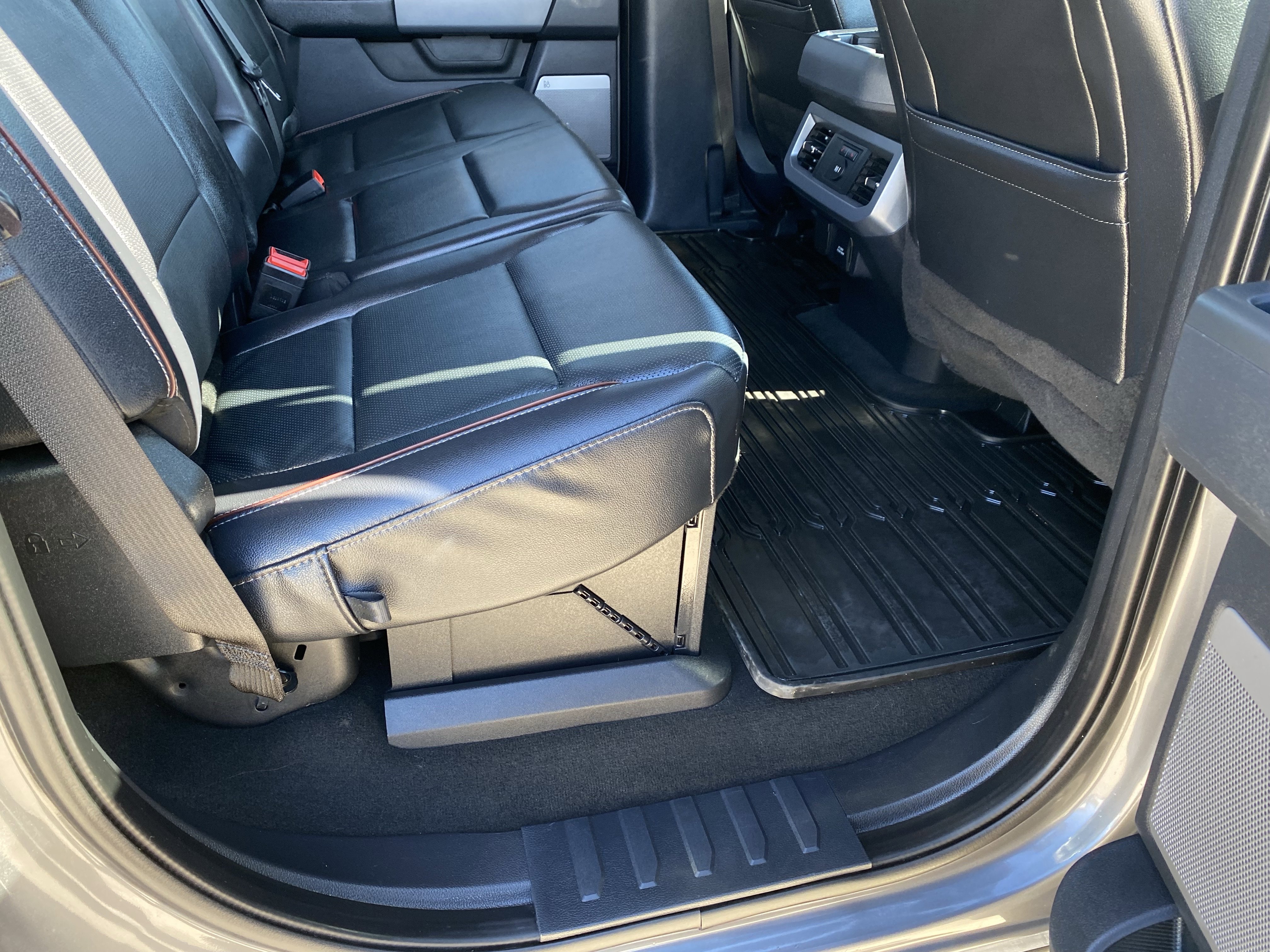 Used 2024 Ford F250 Lariat w/ Lariat Ultimate Package image 5