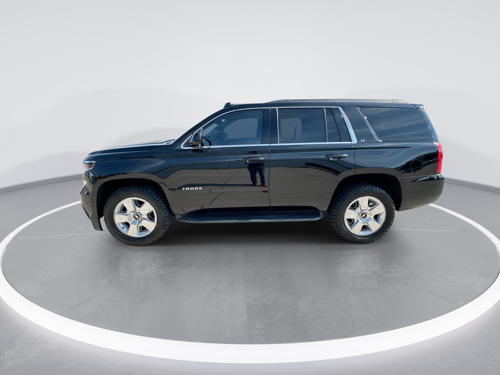 Certified 2019 Chevrolet Tahoe LT AWD/4WD image 5