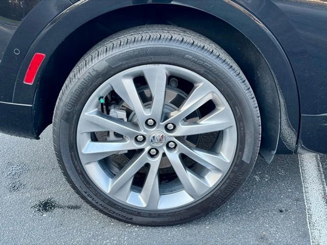 Used 2023 Buick Envision Avenir image 31