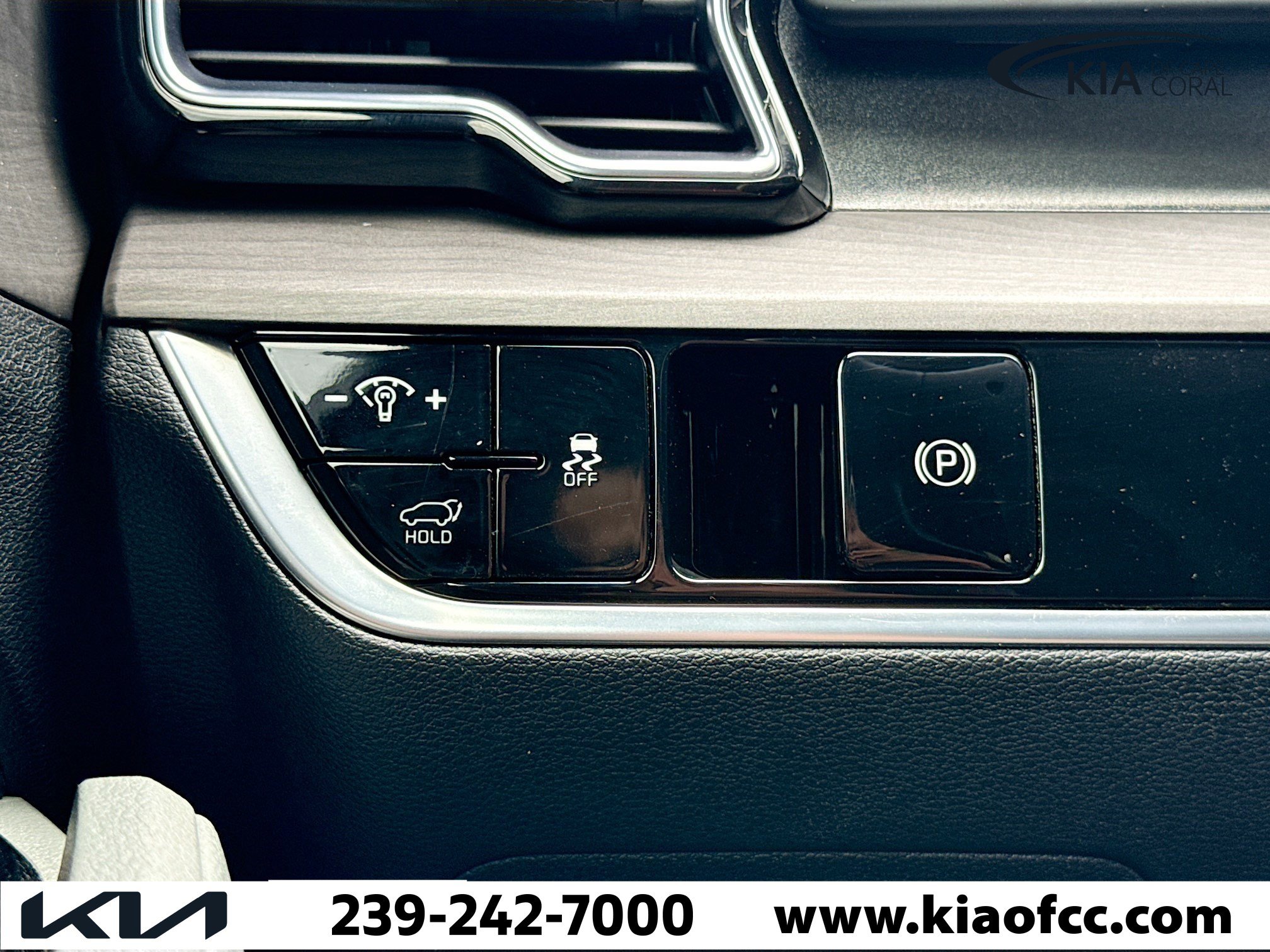 Certified 2023 Kia Sportage X-Line w/ X-Line Premium Package AWD/4WD image 35