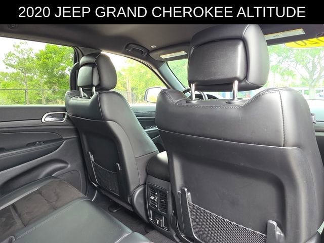 Used 2020 Jeep Grand Cherokee Altitude RWD image 12