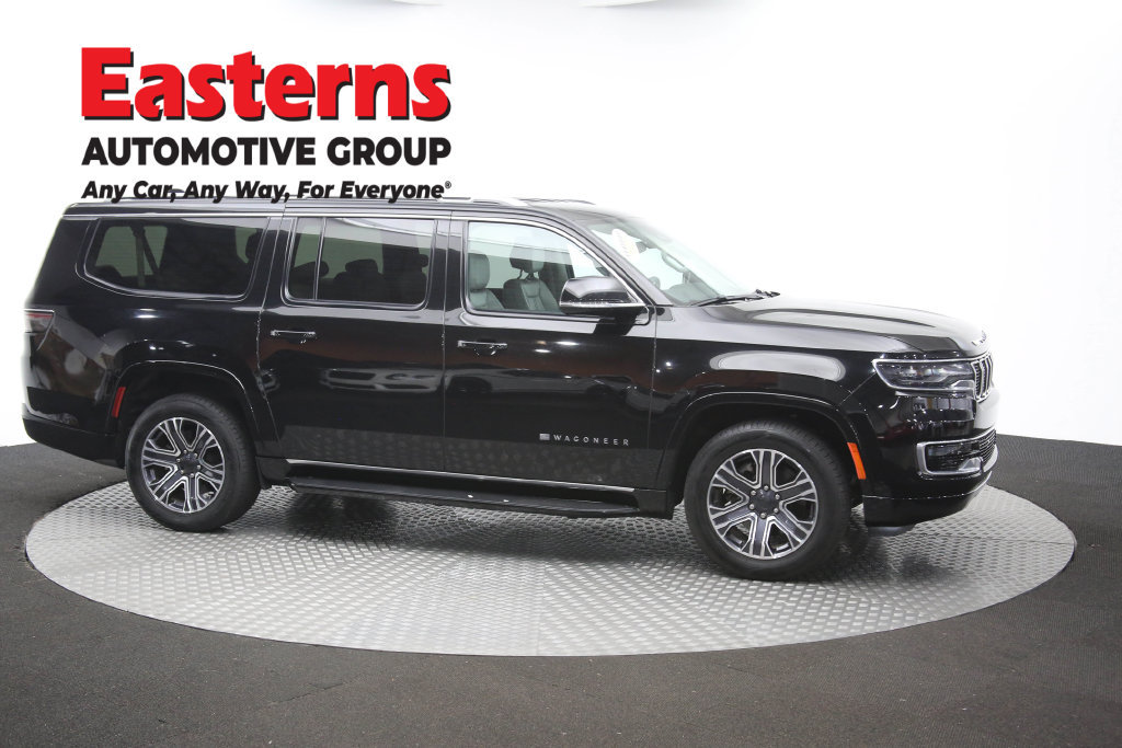 Used 2024 Jeep Wagoneer L Series II RWD image 55