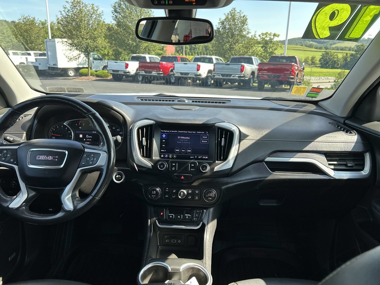 Used 2019 GMC Terrain SLT w/ Preferred Package AWD/4WD image 16