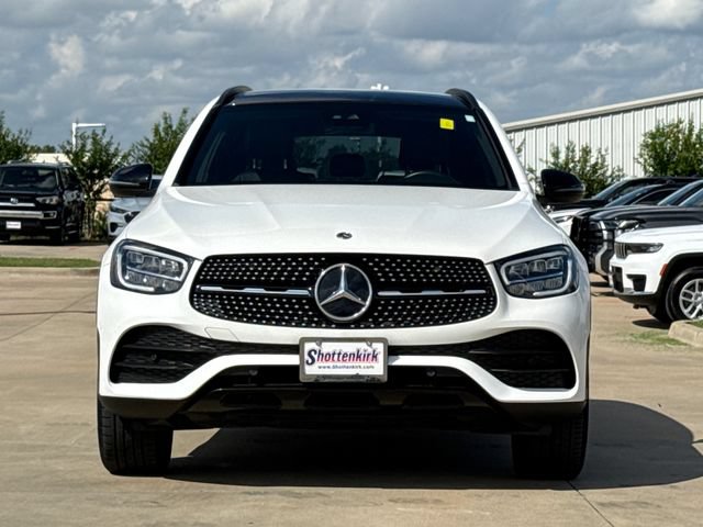 Used 2022 Mercedes-Benz GLC 300 image 2