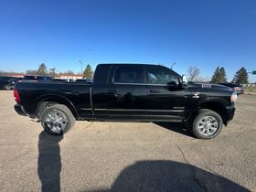 Used 2023 RAM 3500 Limited AWD/4WD image 6