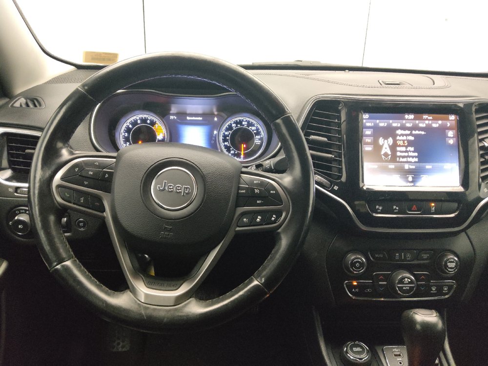 Used 2019 Jeep Cherokee Limited w/ Technology Group AWD/4WD image 22