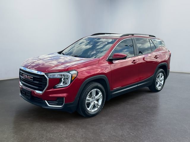 Used 2022 GMC Terrain SLE w/ Driver Convenience Package