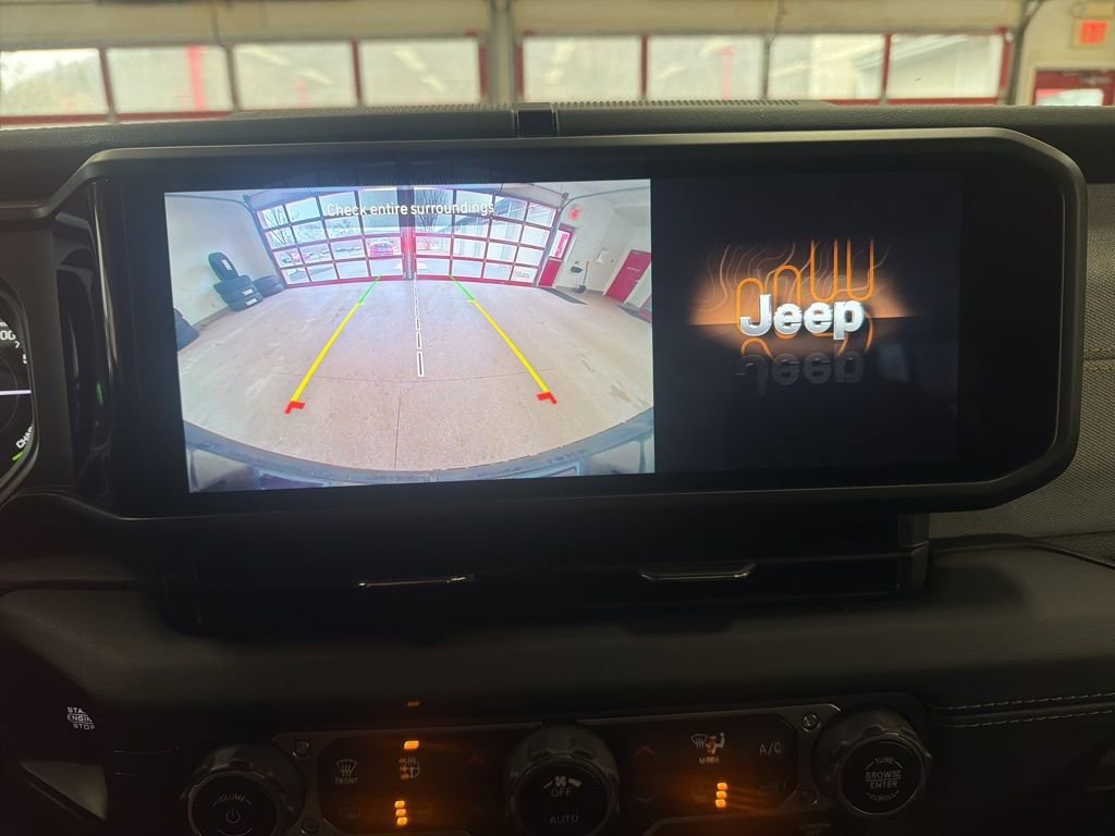 Certified 2025 Jeep Wrangler Sahara 4xe image 17