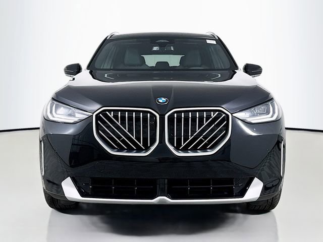 Used 2025 BMW X3 xDrive30i w/ Premium Package image 2
