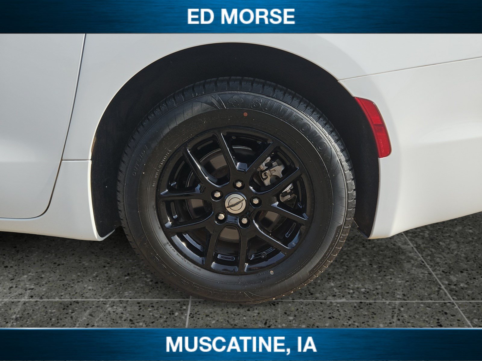 Used 2022 Chrysler Pacifica Touring-L FWD image 10