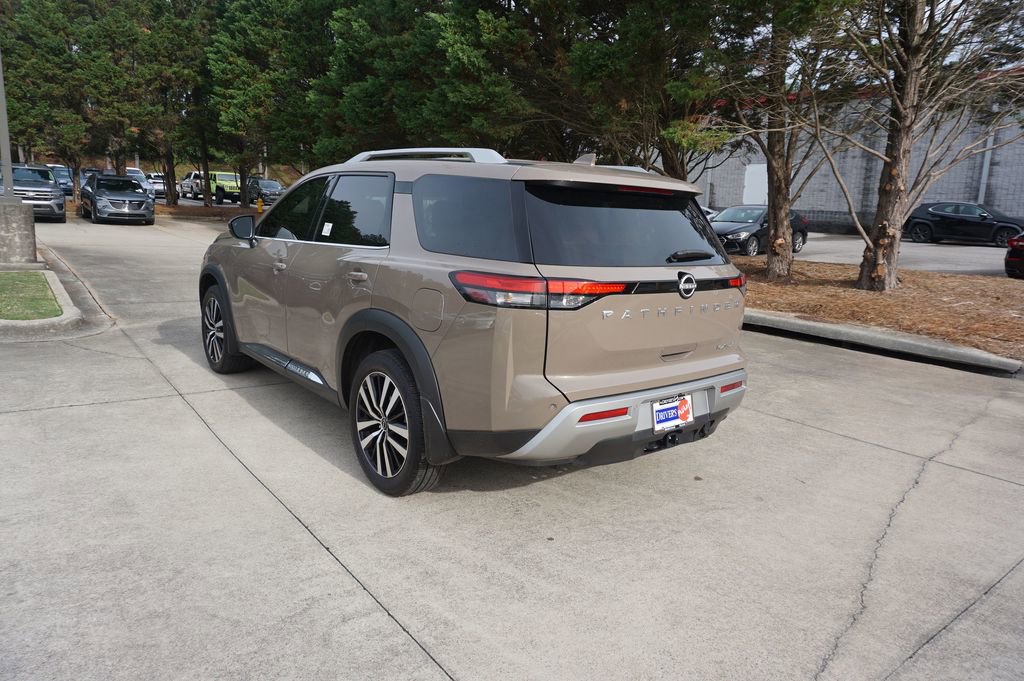 Used 2025 Nissan Pathfinder Platinum FWD image 24