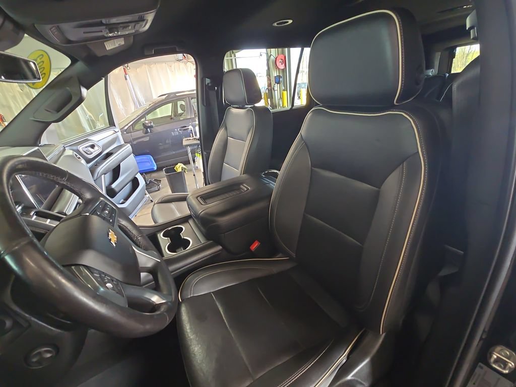 Certified 2023 Chevrolet Suburban Premier AWD/4WD image 17