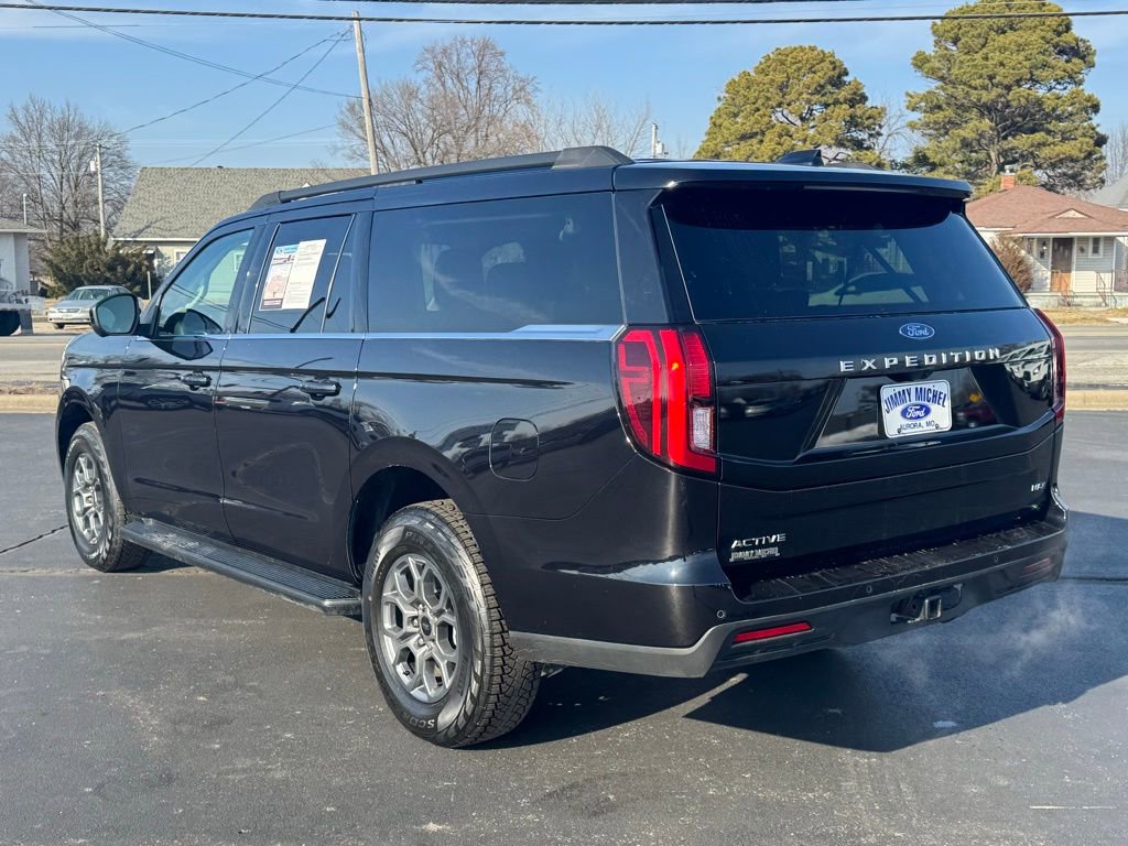 Used 2025 Ford Expedition Max Active image 32