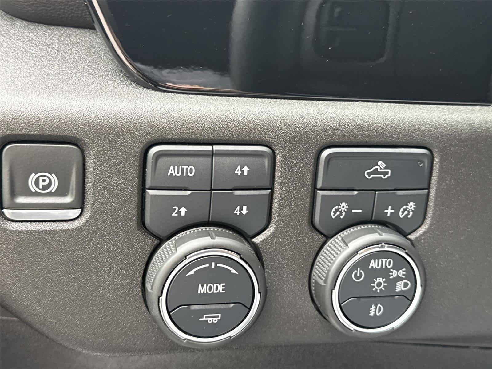 Used 2024 Chevrolet Silverado 1500 RST AWD/4WD image 21