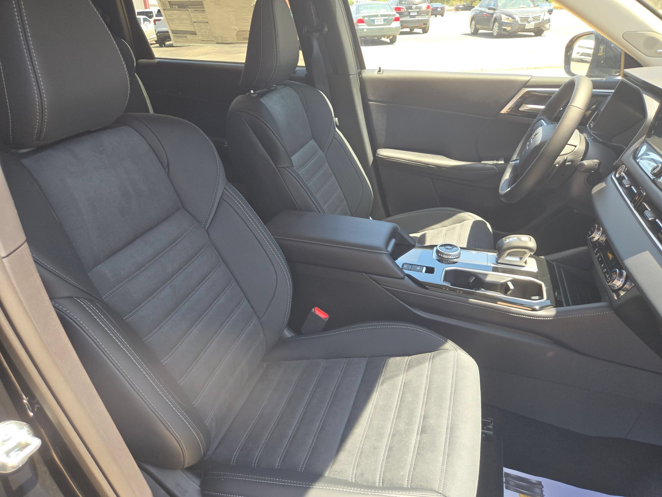 New 2026 Mitsubishi Outlander SE FWD image 22