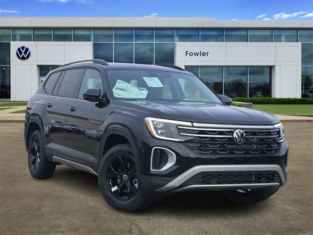 New 2026 Volkswagen Atlas Peak Edition image 1