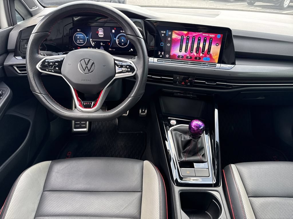 Used 2024 Volkswagen GTI SE FWD image 22