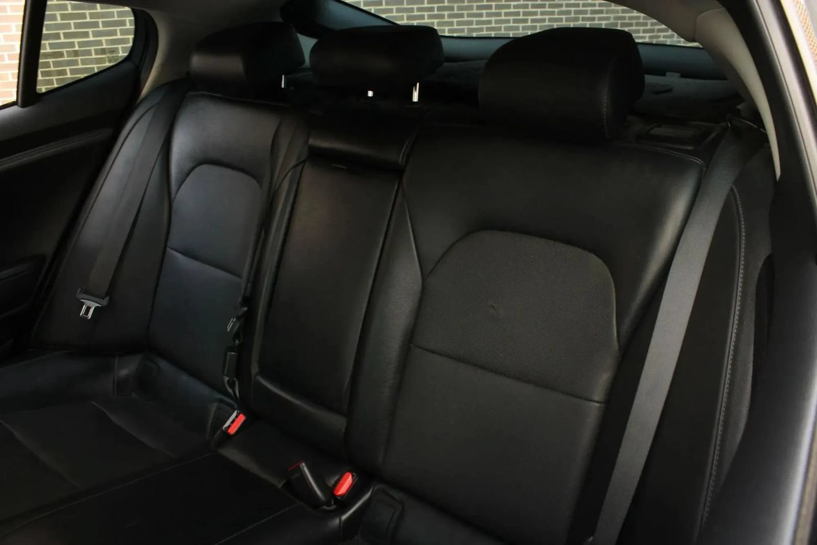 Used 2018 Kia Stinger Premium RWD image 15