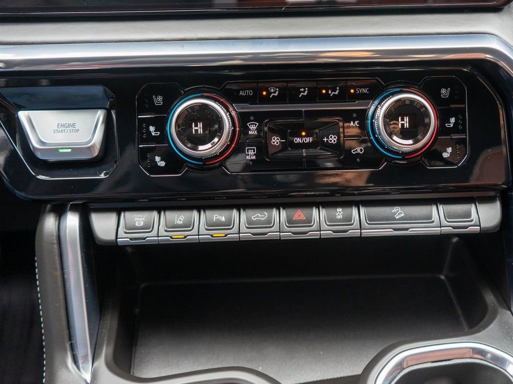 Used 2025 GMC Sierra 2500 Denali Ultimate image 28