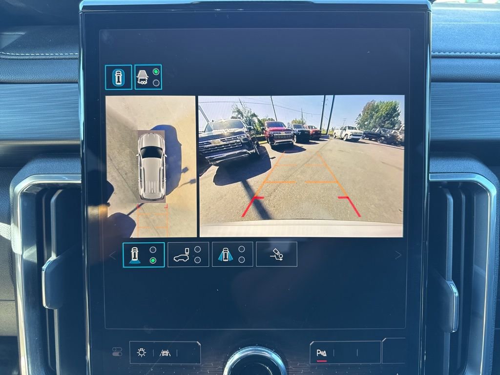 Used 2025 GMC Acadia Elevation FWD image 21