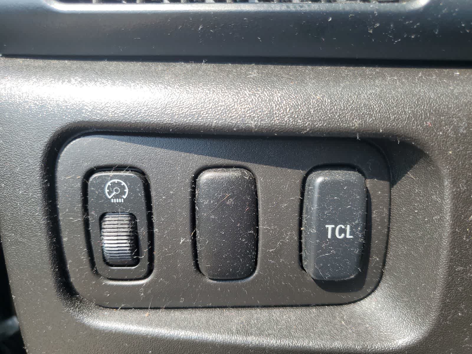 Used 2008 Mitsubishi Endeavor LS FWD image 19