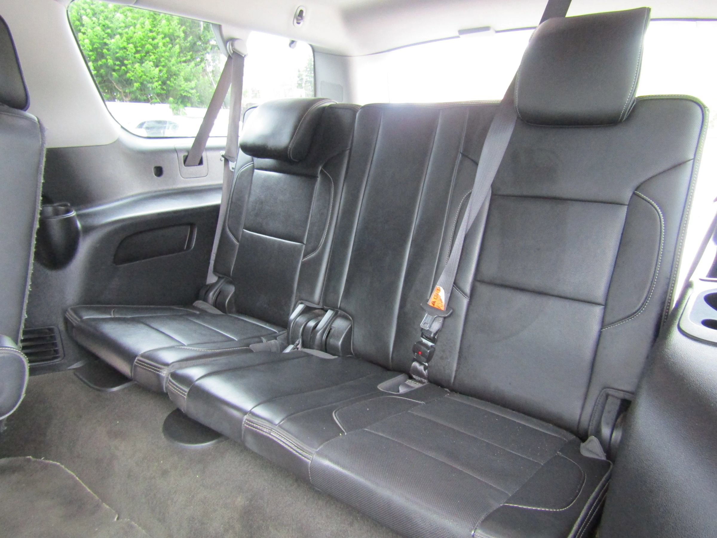 Used 2016 GMC Yukon XL Denali w/ Open Road Package AWD/4WD image 12