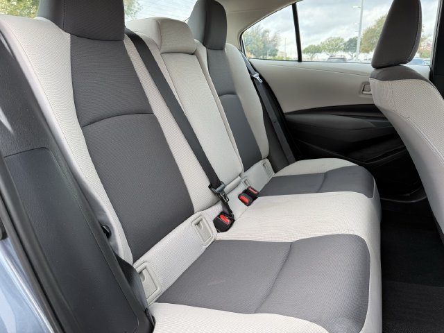 Used 2025 Toyota Corolla LE FWD image 26