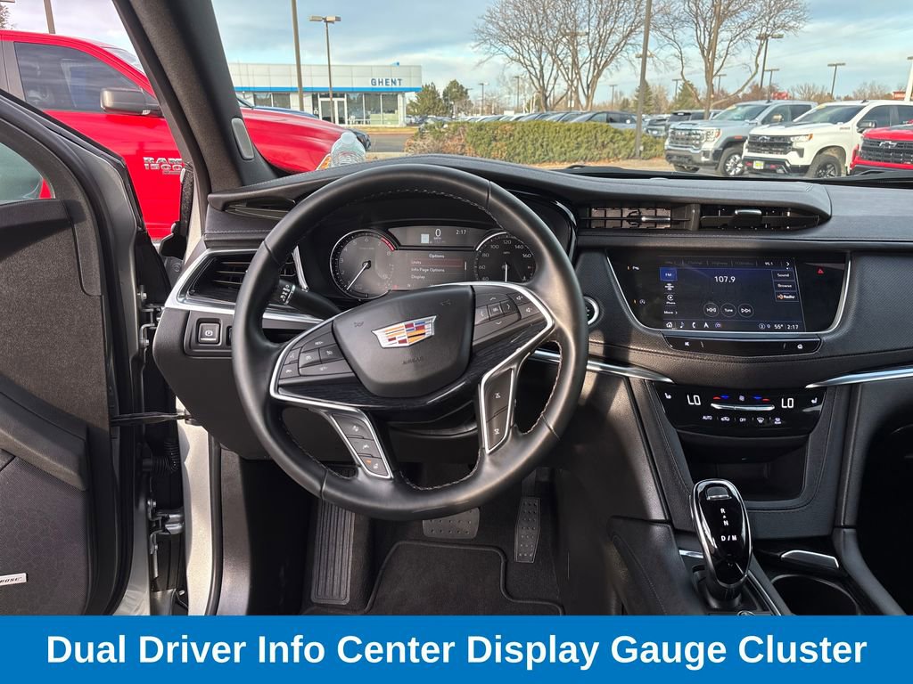 Used 2025 Cadillac XT5 Premium Luxury image 14