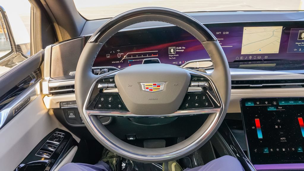 New 2026 Cadillac Escalade Sport AWD/4WD image 19