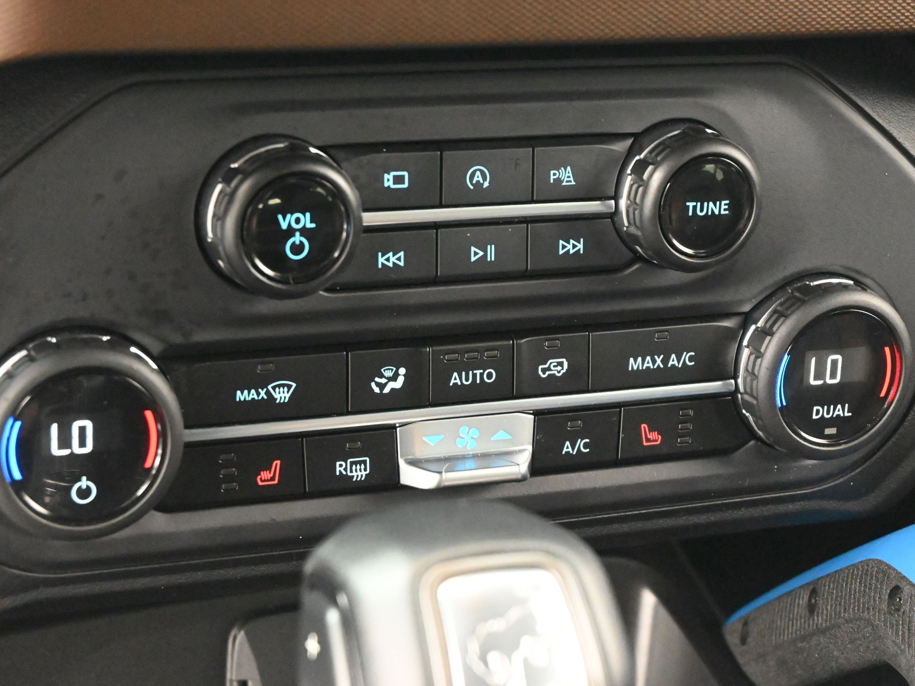 Used 2023 Ford Bronco Outer Banks image 23