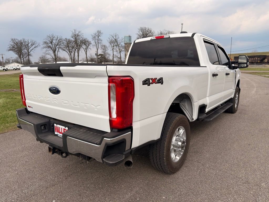 Used 2025 Ford F350 XLT image 8