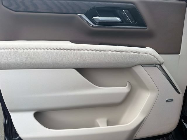New 2026 GMC Yukon Denali w/ Denali Reserve Package AWD/4WD image 14
