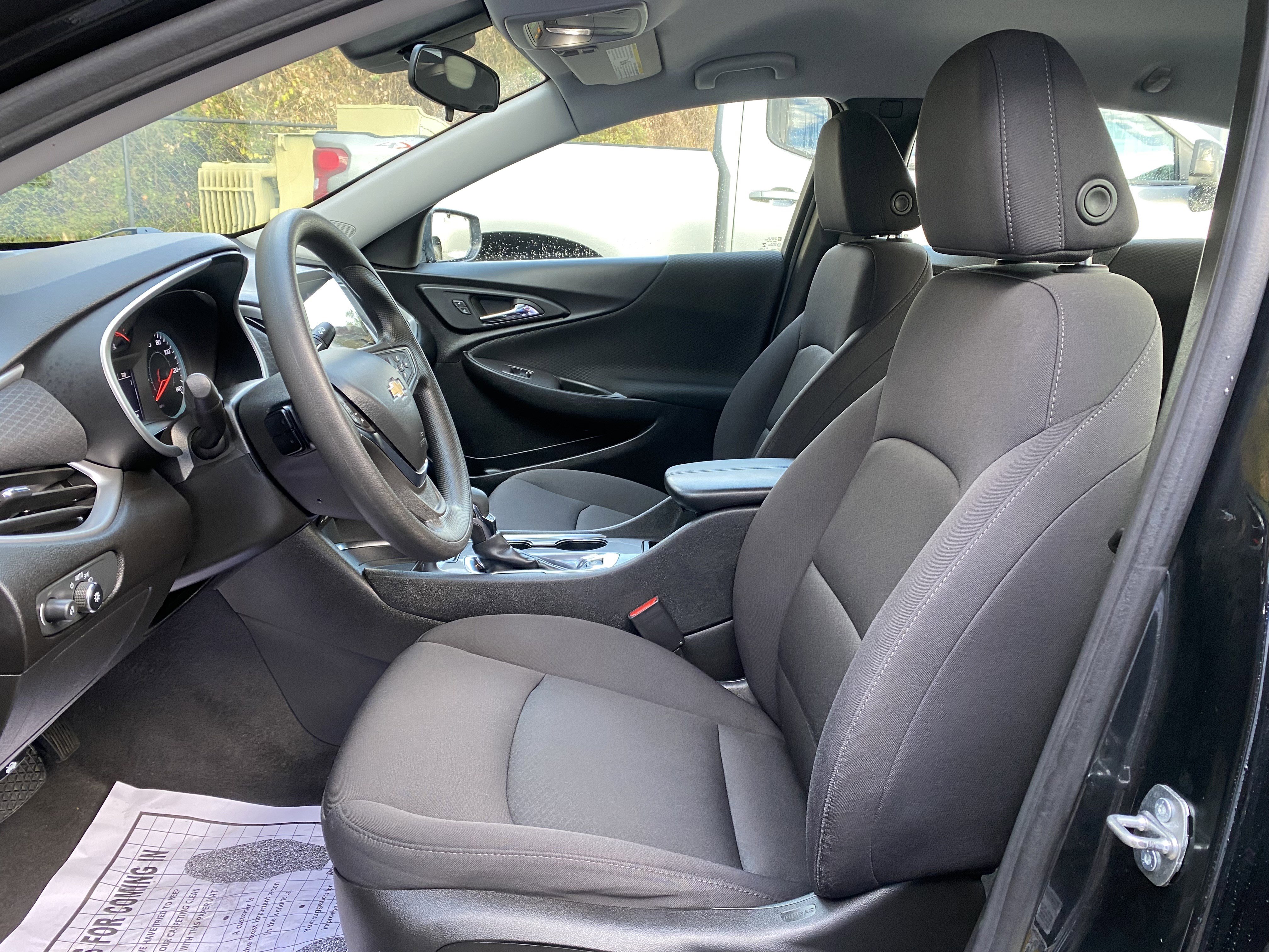 Used 2023 Chevrolet Malibu LT image 15