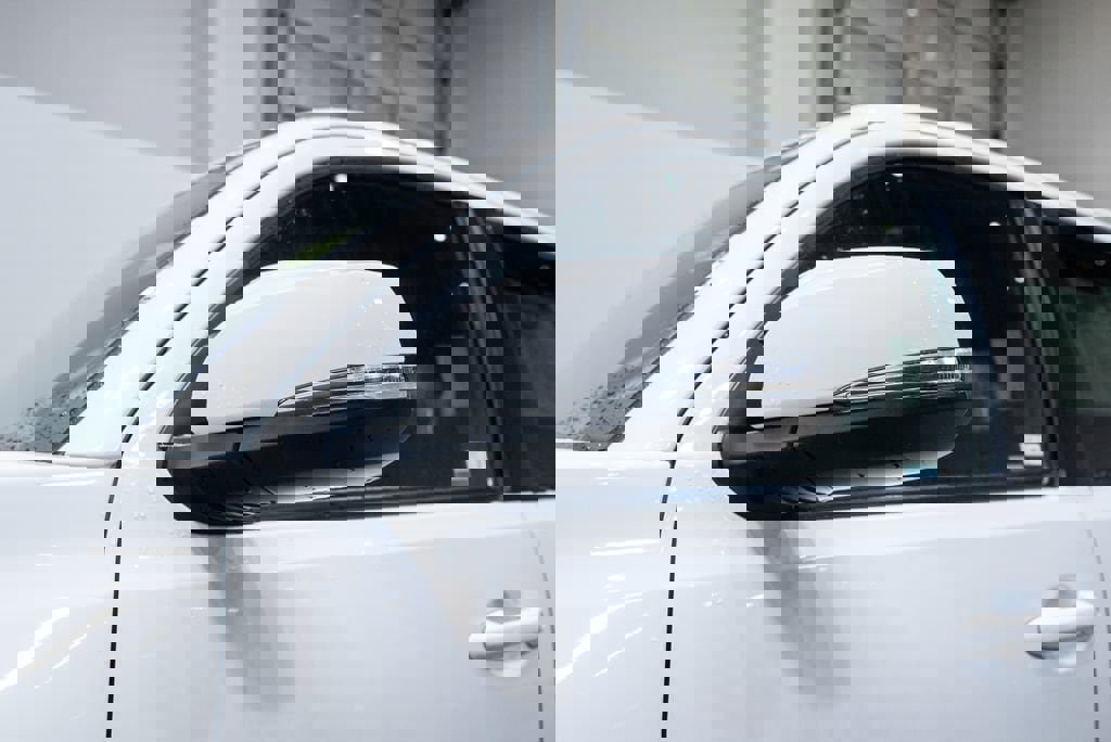 Used 2018 Toyota Tacoma TRD Off-Road w/ Technology Package image 12