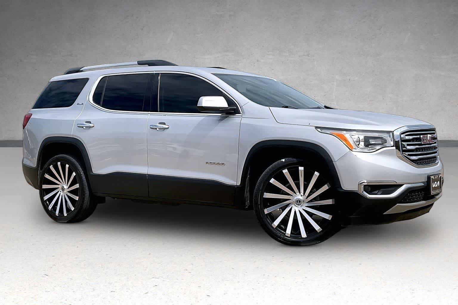 Used 2018 GMC Acadia SLE FWD image 20