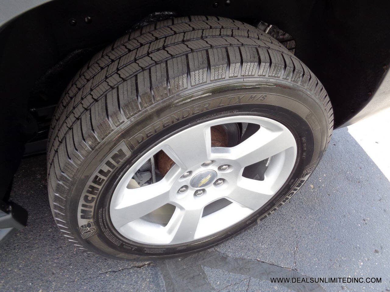 Used 2019 Chevrolet Tahoe LT AWD/4WD image 7
