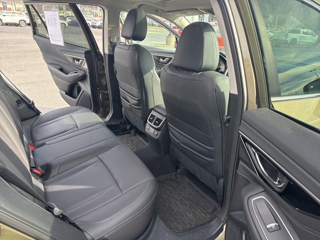 Certified 2025 Subaru Outback Limited image 15