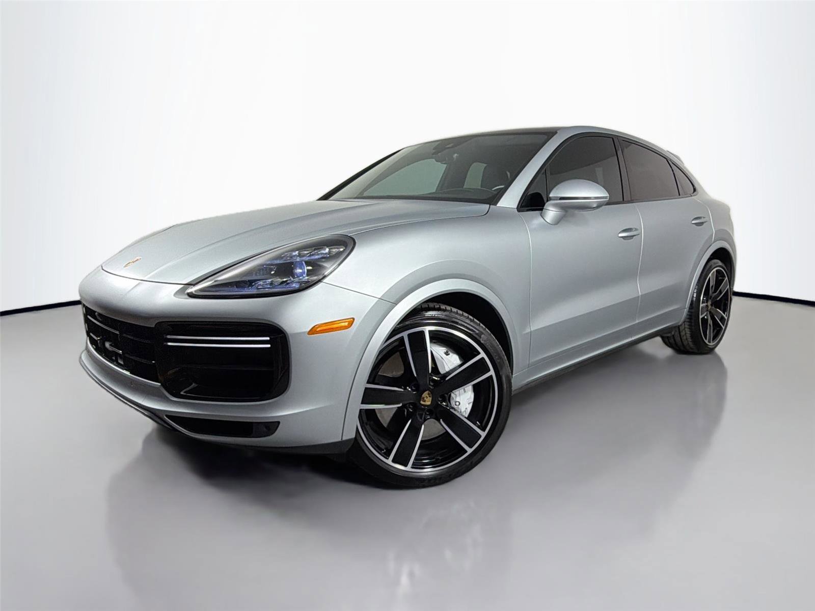 Certified 2021 Porsche Cayenne Turbo AWD/4WD image 1