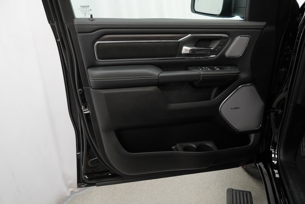 New 2027 RAM 1500 Laramie AWD/4WD image 26