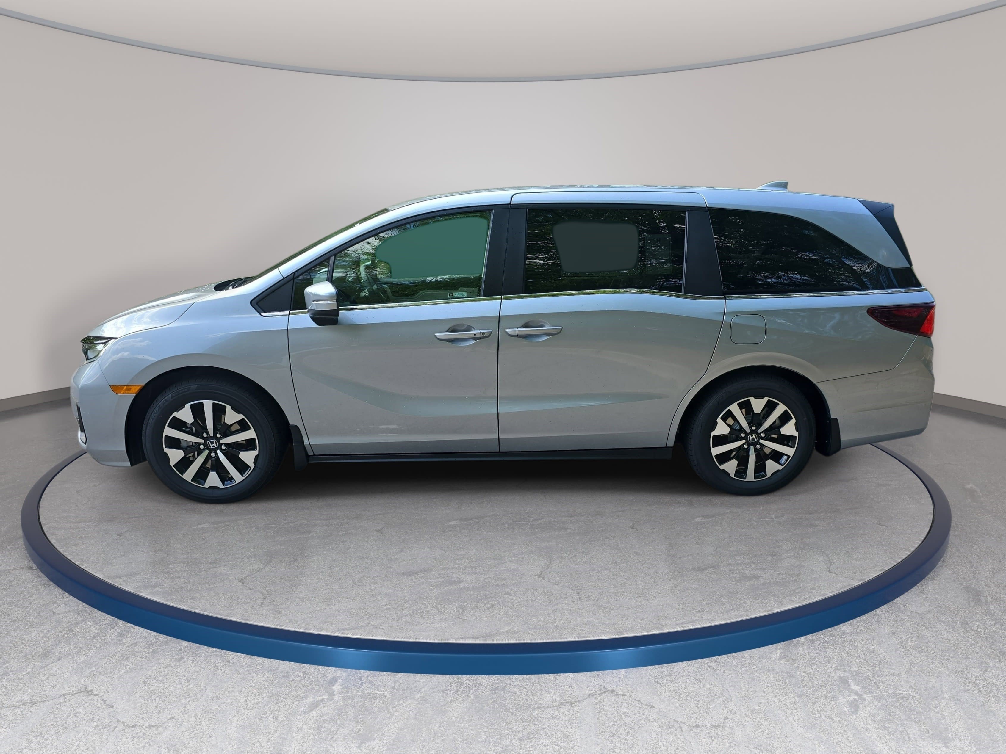 New 2026 Honda Odyssey EX-L image 8