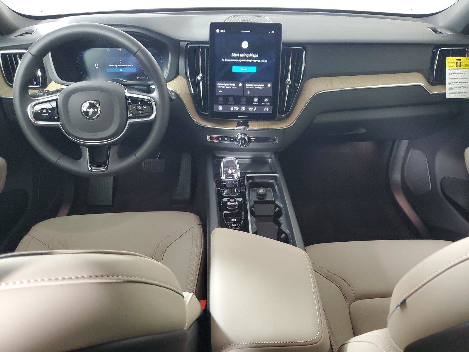 New 2027 Volvo XC60 B5 Plus AWD/4WD image 15