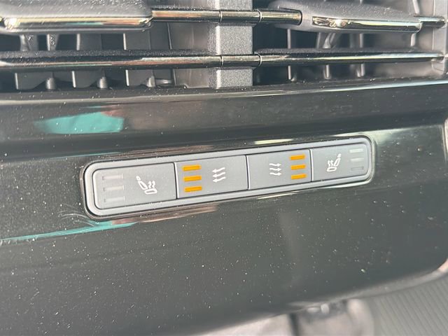 Used 2024 Land Rover Range Rover Sport SE AWD/4WD image 21