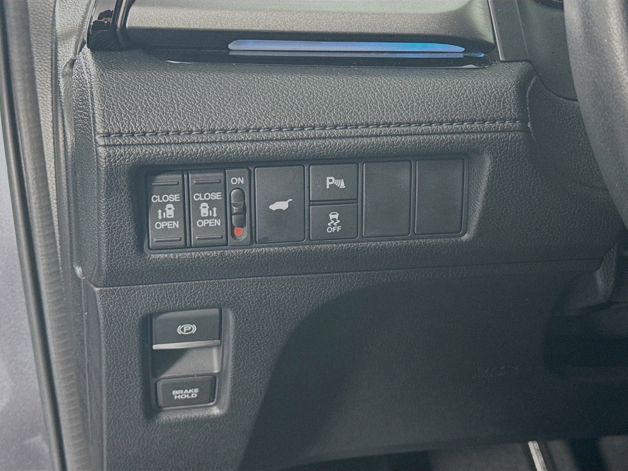 Certified 2025 Honda Odyssey Touring image 10